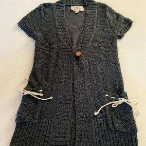 Cute short sleeved thigh length sweater